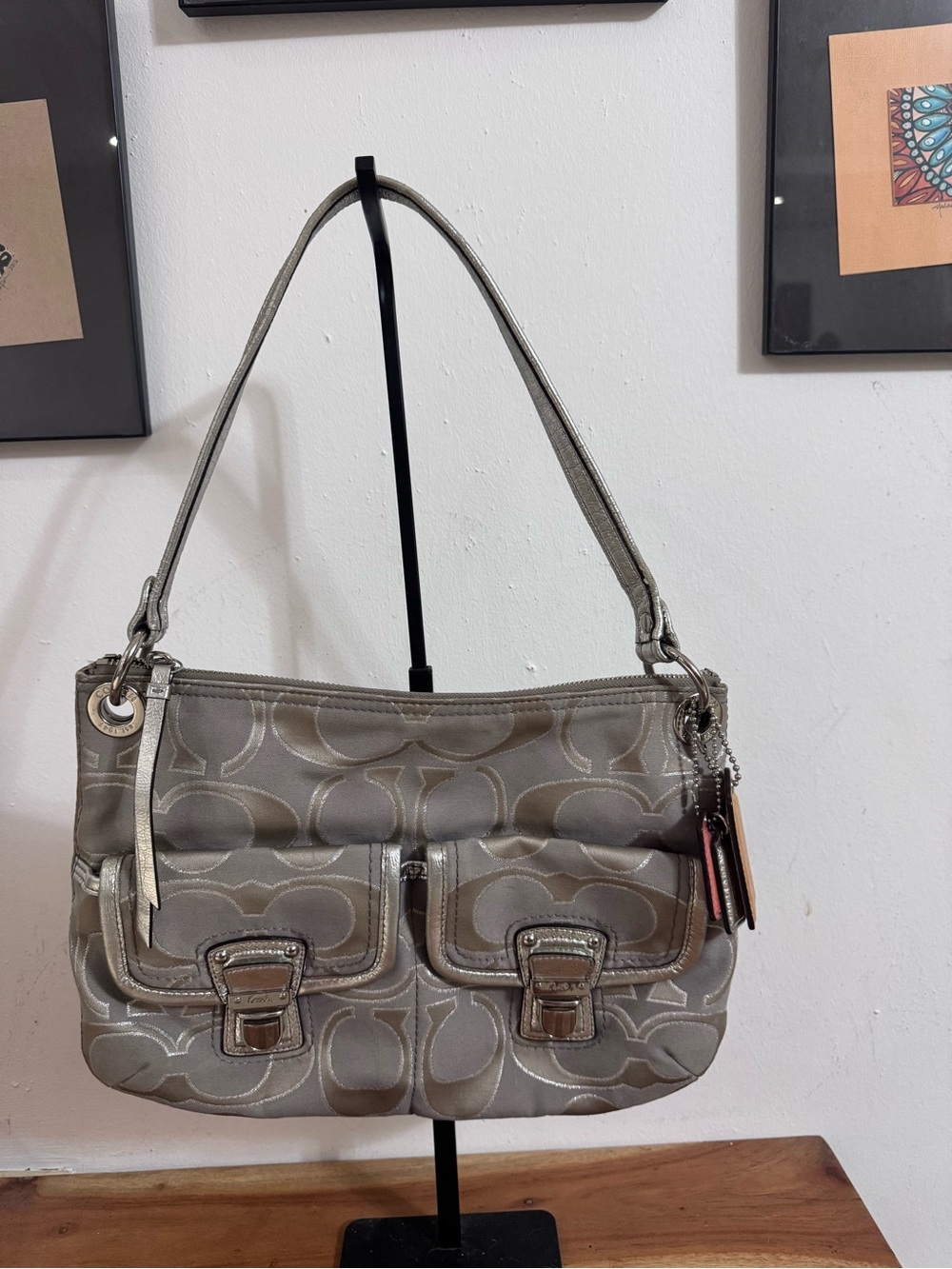 Coach Poppy Signature Gray/Silver Canvas Leather Shoulder Hobo Bag EUC